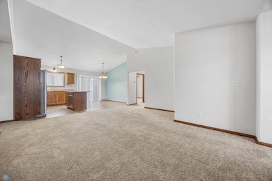 922 31st Ave W, West Fargo, ND 58078 - photo 4