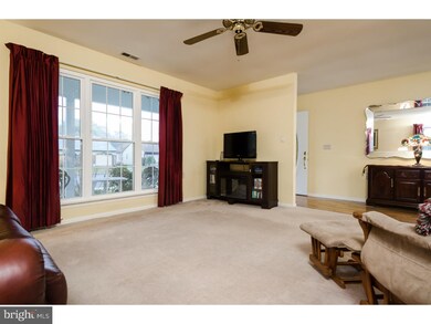892 Westminster Dr N, Southampton, NJ 08088 - photo 5
