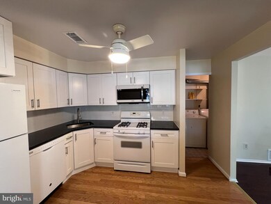 301 Byberry Rd unit E8, Philadelphia, PA 19116 - photo 4