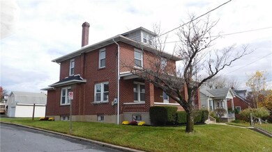 648 Seip Ave, Nazareth, PA 18064 - photo 2