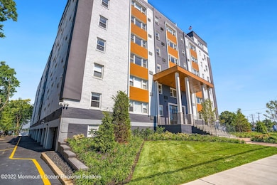 003_122_BODMAN_PLACE_384006_731908