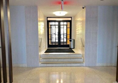 Fort Place Cooperative unit A2E, Staten Island, NY 10301 - photo 6