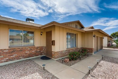 003-5-Exterior Front Entry-1491x1000-72d