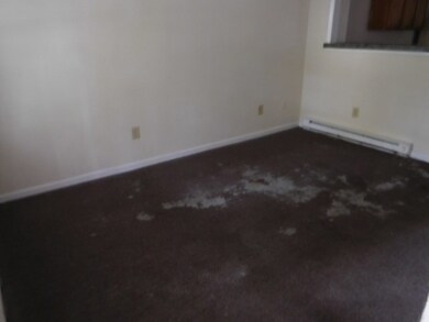FAMILY ROOM DUPLEX 1