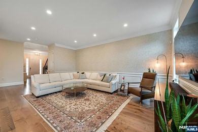 31 St Andrews Cir, River Vale, NJ 07675 - photo 7