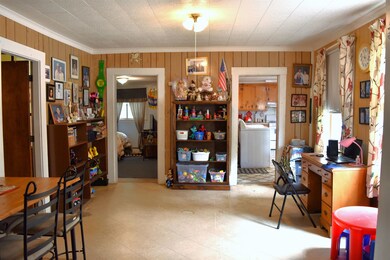 34 Spring St, Franklin, NH 03235 - photo 4