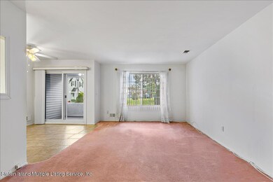 143 Gervil St unit 49, Staten Island, NY 10309 - photo 5