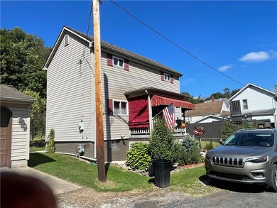 808 Kennedy Ave, Vandergrift, PA 15690 - photo 3