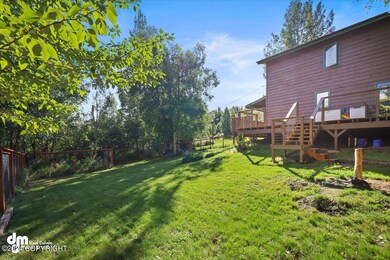 071-BACK EXTERIOR_TS_IMG_21