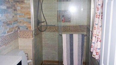 1146 Crest Ct, Schaumburg, IL 60193 - photo 6