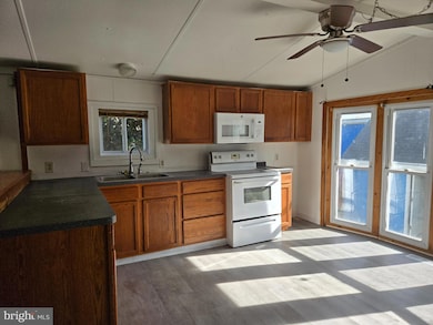 1802 Strawberry Ave, Port Norris, NJ 08349 - photo 6