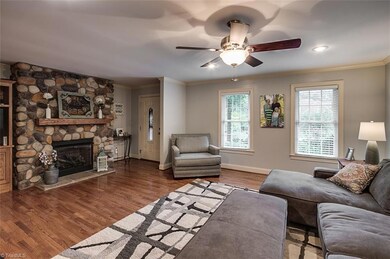 937 Chamberlin Dr, Asheboro, NC 27205 - photo 5