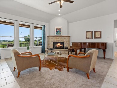 116 Meadow Crest Rd, Fort Worth, TX 76108 - photo 4