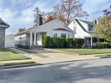 365 Wallace St, Freeport, NY 11520 - photo 2