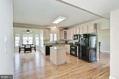 7604 Greenstable Gate Ln, Laurel, MD 20707 - photo 7