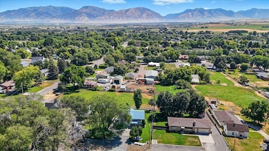 136 S 200 W, Wellsville, UT 84339 - photo 2