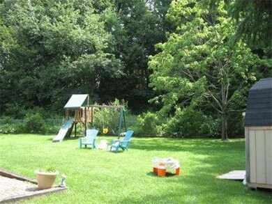 10 Alvanos Dr, Haverhill, MA 01830 - photo 4