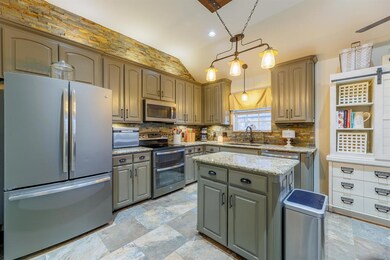 126 Sanchez Creek Ct, Weatherford, TX 76088 - photo 7