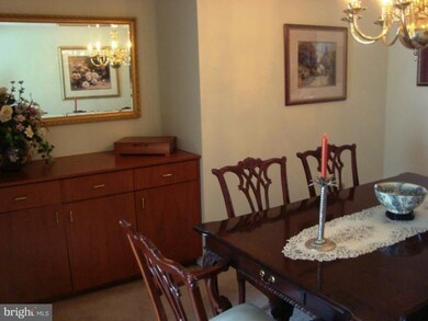 405 Five Farms Ln, Lutherville Timonium, MD 21093 - photo 3