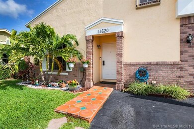 14620 S Beckley Square, Davie, FL 33325 - photo 3