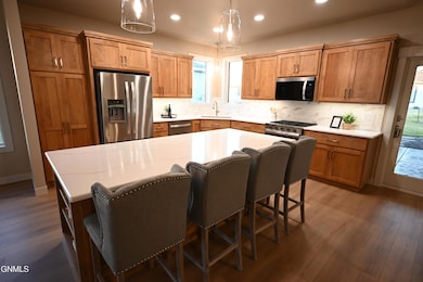 922 Collective Ln, Bismarck, ND 58503 - photo 6