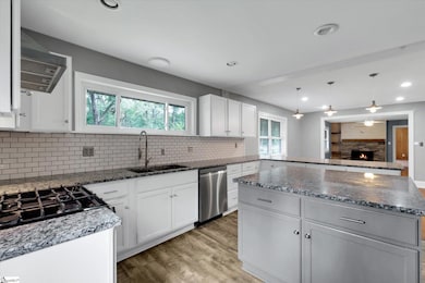 114 Brookside Rd, Spartanburg, SC 29301 - photo 5