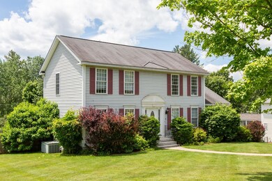 77 Rosegate Farm Dr, Manchester, NH 03109 - photo 2