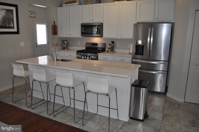 3034 Lynwood Ct, Red Hill, PA 18073 - photo 4