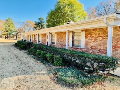 1315 Bennett Dr, Jonesboro, AR 72401 - photo 2