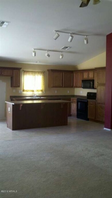 LUNA KITCHEN