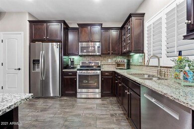 06-Kitchen