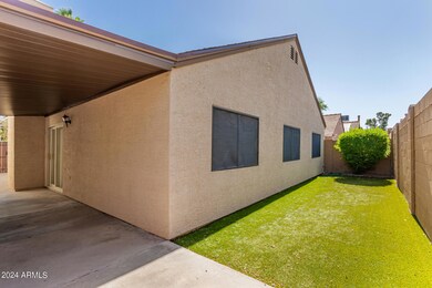 448 E Taro Ln, Phoenix, AZ 85024 - photo 7