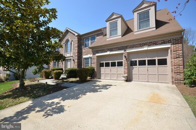 13436 Marble Rock Dr, Chantilly, VA 20151 - photo 2