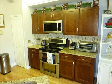 Lots of storage and top of the line LG Stainless S