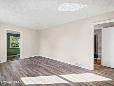 5404 Harschel Dr, Toledo, OH 43623 - photo 7