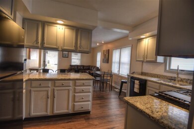 1637 Elizabeth St, Elkhart, IN 46516 - photo 7