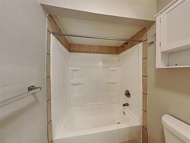 7437 Sandhurst Ln S, North Richland Hills, TX 76182 - photo 7