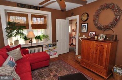 211 S Nursery Ave, Purcellville, VA 20132 - photo 7