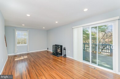 3094 White Birch Ct, Fairfax, VA 22031 - photo 4