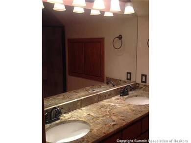 Master Bath/Spa.