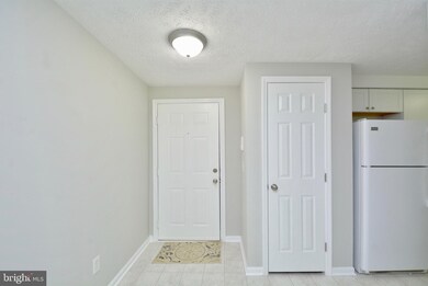 3361 Yost Ln unit 302, Dumfries, VA 22026 - photo 4