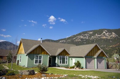 93 Riverview Ln, Gallatin Gateway, MT 59730 - photo 2