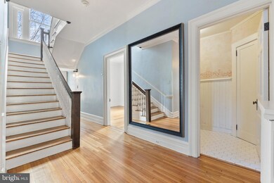 102 S Stewart St, Winchester, VA 22601 - photo 5