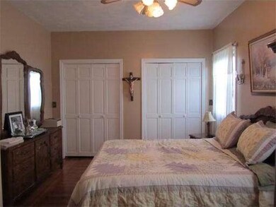 100 Bowen St, Fall River, MA 02724 - photo 7