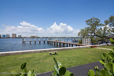 Deep water dock