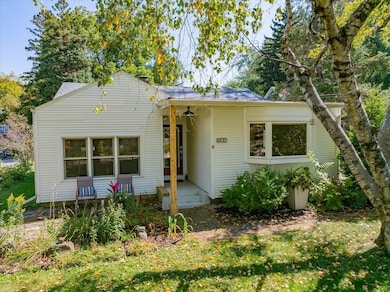 401 Merrill Crest Dr, Madison, WI 53705 - photo 5