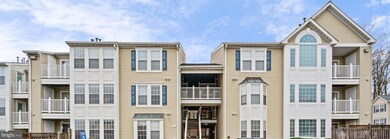 9220F Cardinal Forest Ln, Lorton, VA 22079 - photo 2