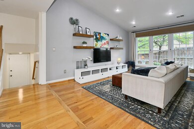 4332 Rock Creek Rd, Alexandria, VA 22306 - photo 7