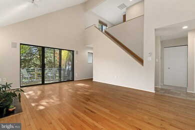 11917 Moss Point Ln, Reston, VA 20194 - photo 7