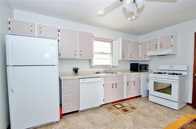 4027 Timber Ln, Des Moines, IA 50317 - photo 6